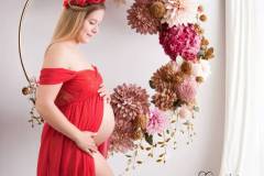 1_Shooting-bebe-shooting-grossesse-lyon-photographe-naissance-maternite-studio-photo-28